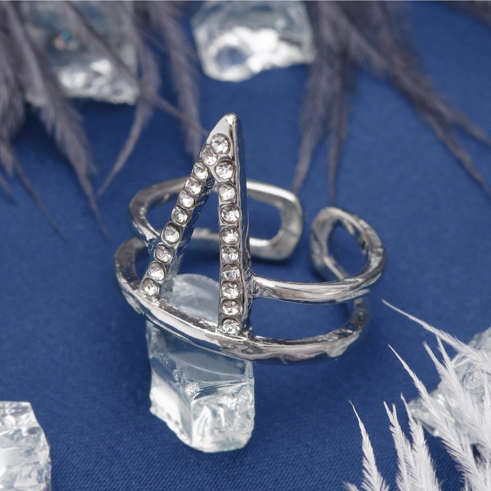 Кольцо "Геометрия", треугольник, цвет белый в серебре, безразмерное