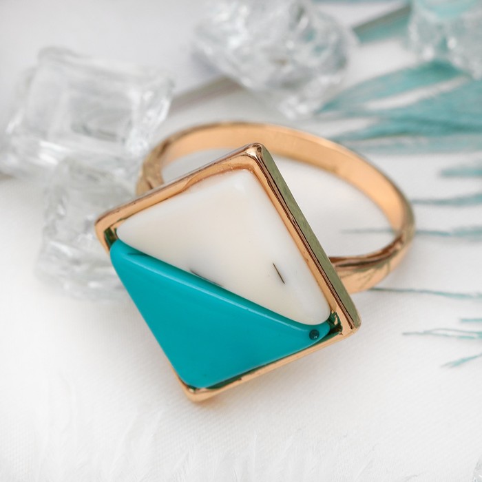 Кольцо "Инь и ян" прямоугольник, цвет голубо-белый в золоте, размер 17,18,19 микс