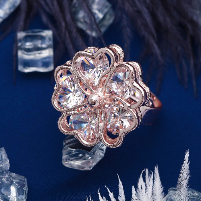 Кольцо "Циркон" цветок, скромный, цвет белый в золоте, безразмерное