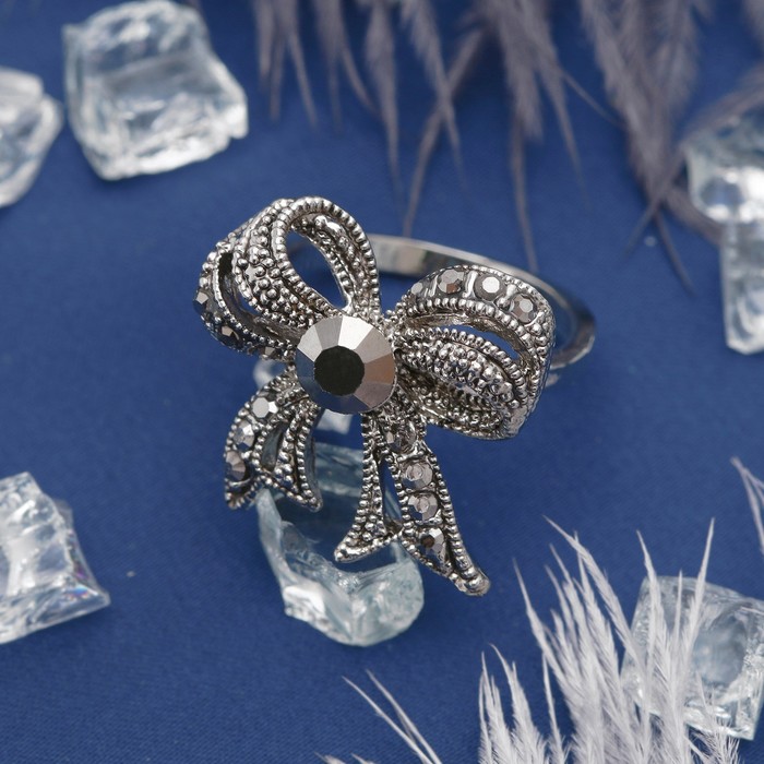 Кольцо "Бантик" классический, цвет серый в серебре, размер 17, 18, 19 МИКС