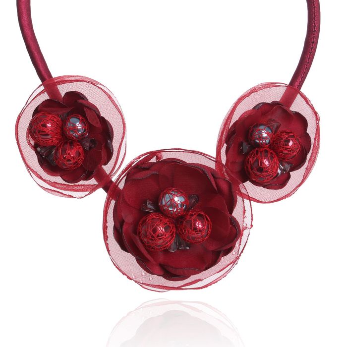Колье "Цветочная роскошь", цвет бордово-красный
