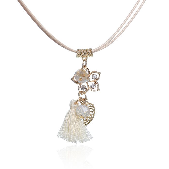 Кулон на шнурке "Кисть" с цветком, цвет бело-бежевый в золотом, 45см