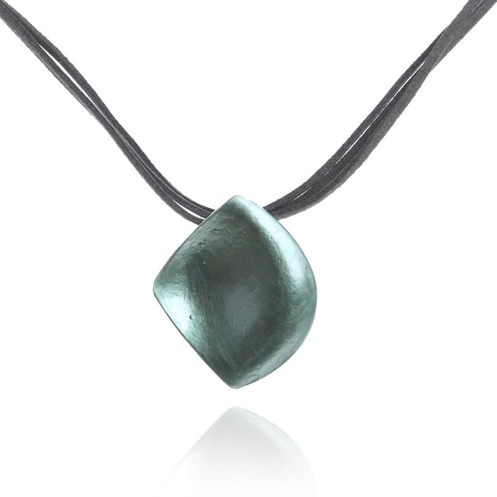 Кулон на шнурке "Нежность эмали" ромб, зеленый