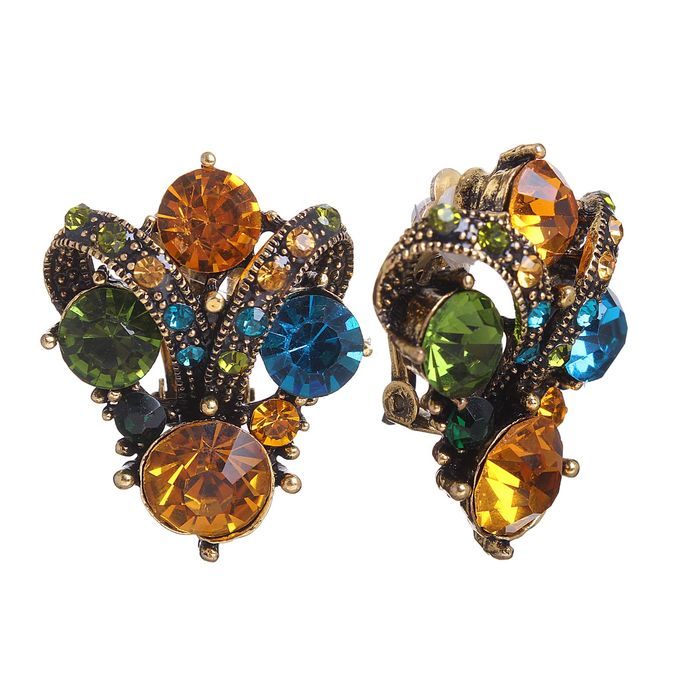 Клипсы "Абстракция" галочка, цвет янтарно-зеленый в черненом золоте