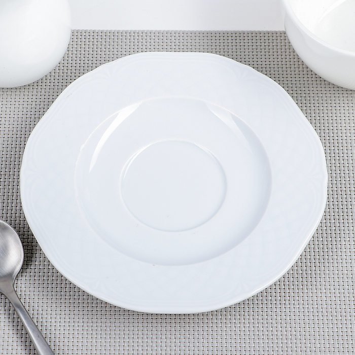 Блюдце d=13,5 см «Афродита» цвет белый