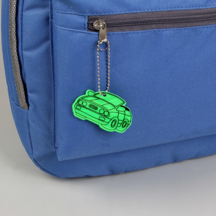 Светоотражающий элемент "Машинка", 5,5*3,5см , цвет зелёный