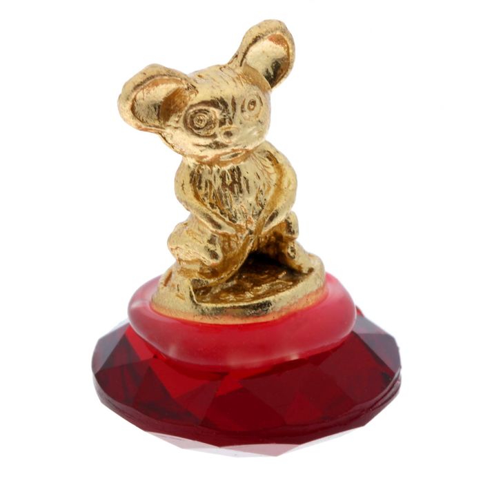 Сувенир-фигурка в кошелек на красном камне "Мышка на монете"