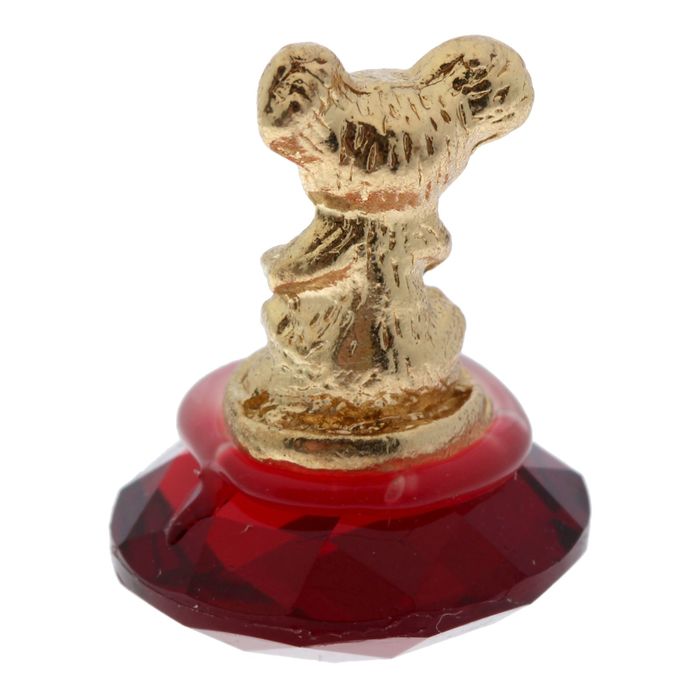 Сувенир-фигурка в кошелек на красном камне "Мышка на монете"