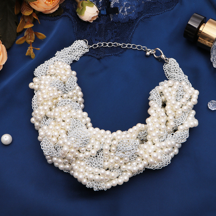 Бусы "Коса", цвет белый в серебре, 45см