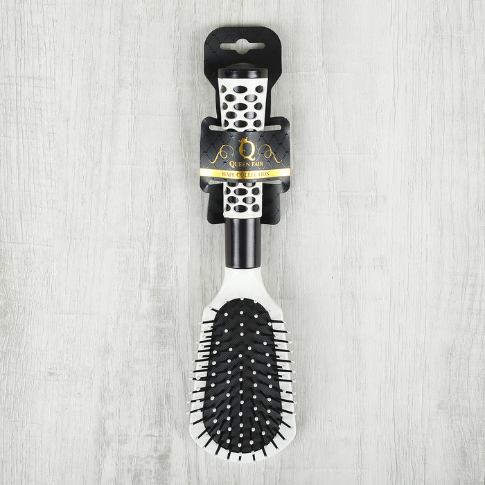 Расчёска массажная, комбинированная, овальная, цвет чёрный/белый