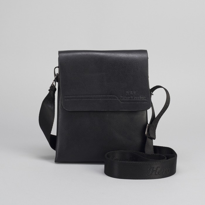 Планшет мужской, 3 отдела, 2 наружных кармана, длинный ремень, чёрный