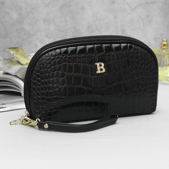 Клатч женский, 4 отдела, с ручкой, цвет чёрный