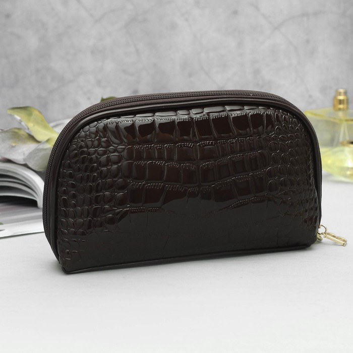 Клатч женский, 4 отдела, с ручкой, цвет коричневый