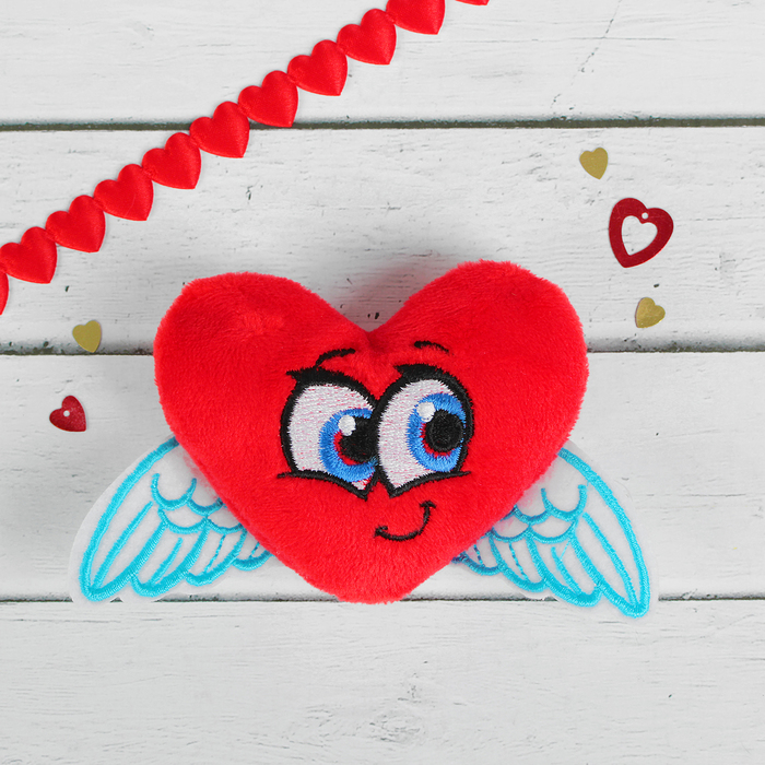 Мягкий магнит "На крыльях любви", сердечко с крылышками