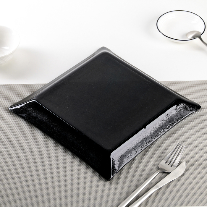 Тарелка 25х2 см "Стиль", цвет черный