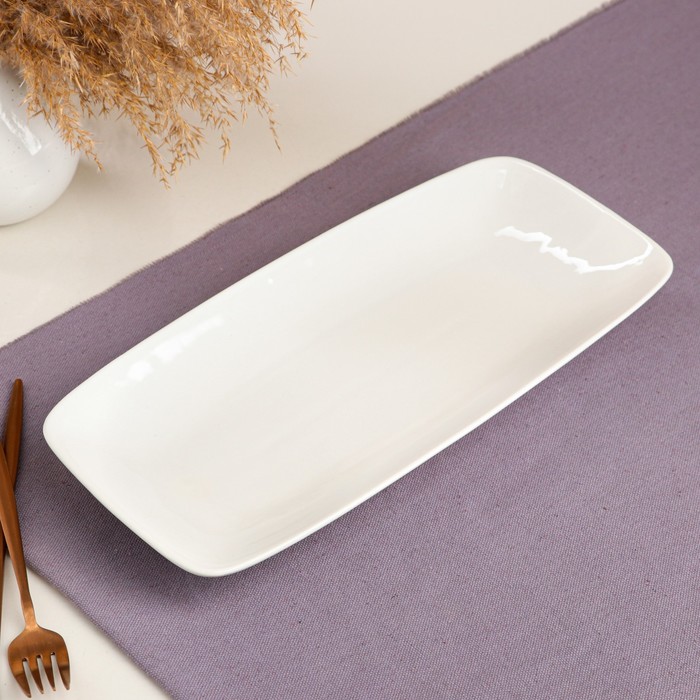 Блюдо прямоугольное, белое