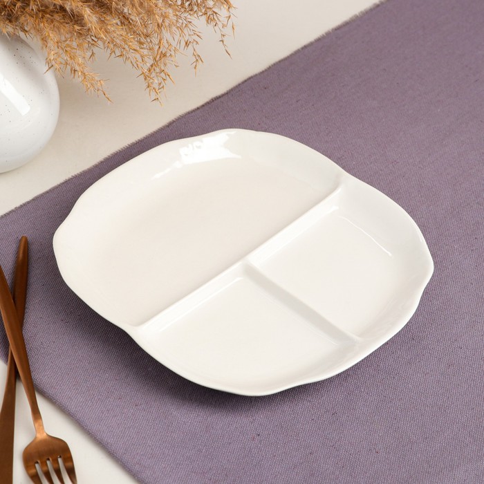 Менажница "Весна" белая