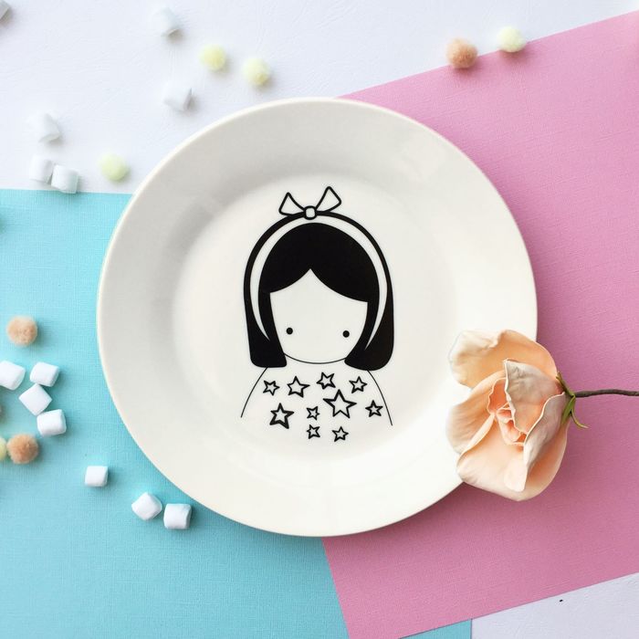 Тарелка 23 см "Куколка"