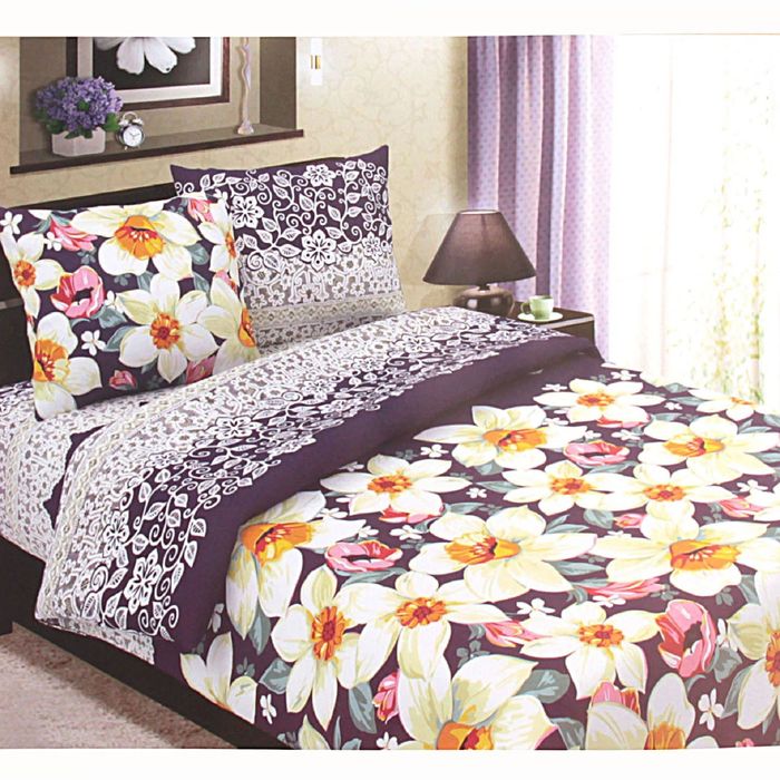 Постельное бельё евро"Традиция: Нарциссы", цвет сиреневый, 200х217 см,220х240, 70х70см - 2 шт