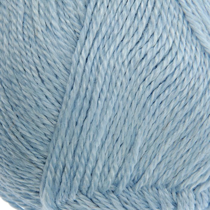 Пряжа "Алиса" 50% шерсть, 50% вискоза 300м/100гр (0277, бледно-голубой)