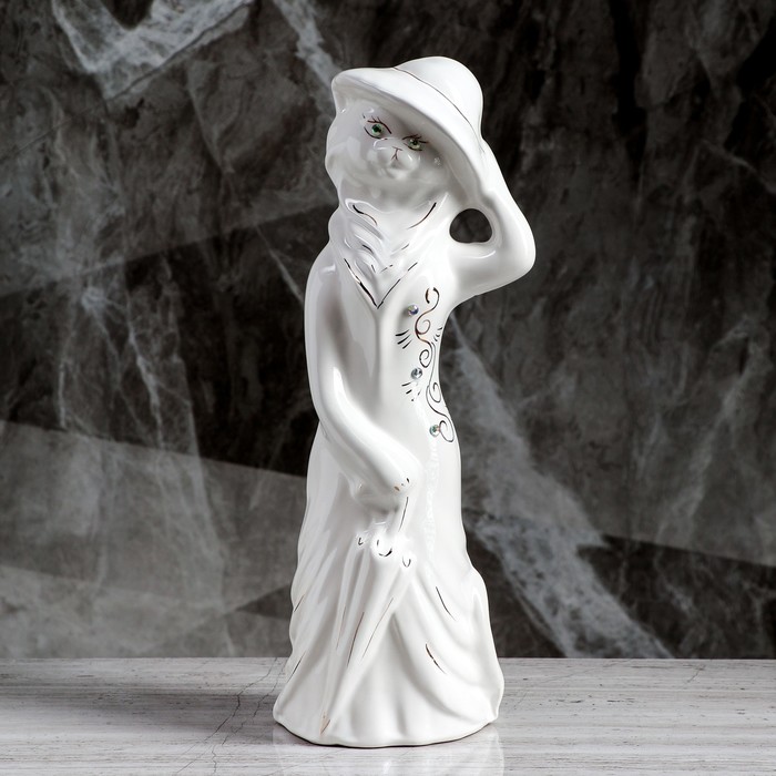 Копилка "Барышня в шляпе" малая, глазурь, белая