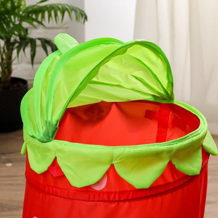 Корзина для игрушек "Ягодка" с ручками и крышкой