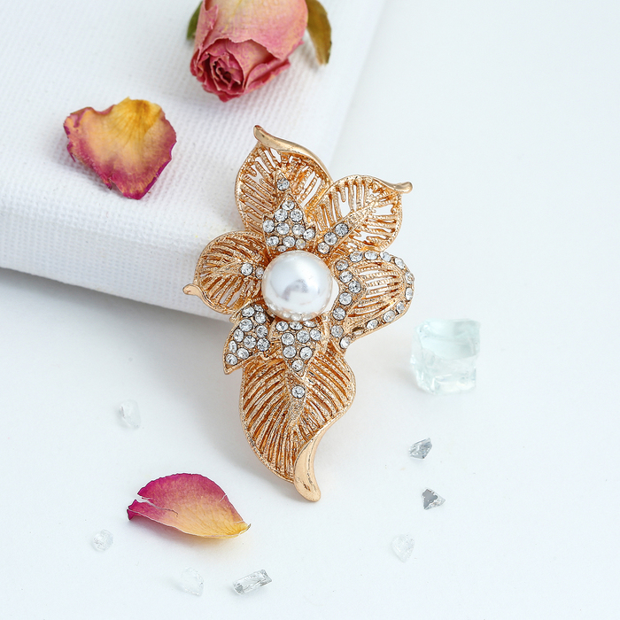 Брошь "Жемчужный листок" ажурный, цвет белый в золоте