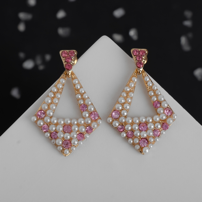 Серьги с жемчугом "Радужные" ромб, цвет розово-белый в золоте