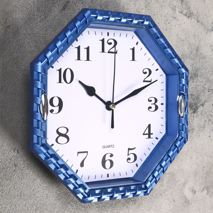 Часы настенные многогранник "Переплетение", 22 × 22 см, белый циферблат, рама-плетёнка микс