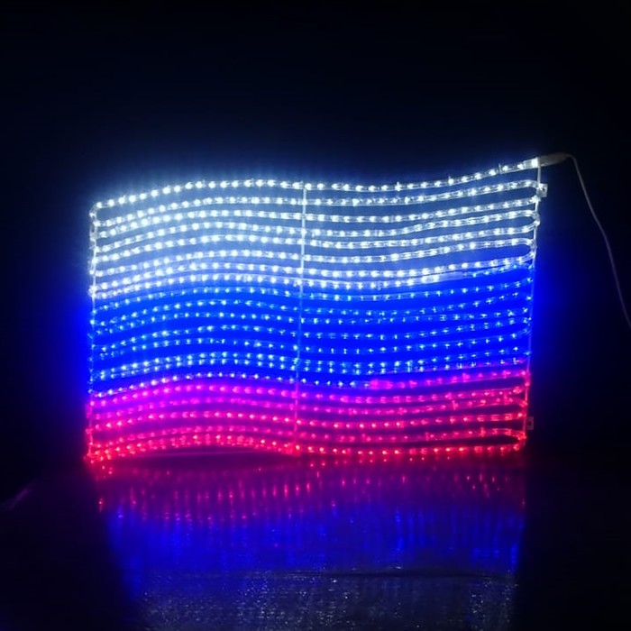 Светодиодное панно "ФЛАГ РФ РАЗВИВАЮЩИЙСЯ", 2 х 1,5 м, led-шнур 48 м, 140 Вт, металл. каркас   18150