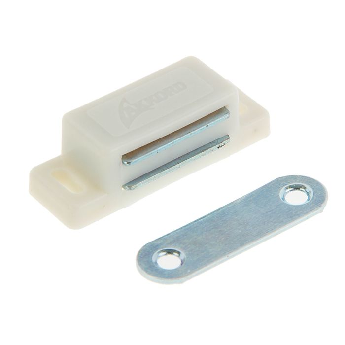 Магнит мебельный, маленький, белый