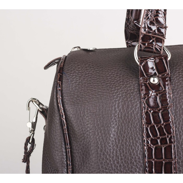 Сумка женская на молнии, 1 отдел, длинный ремень, цвет коричневый