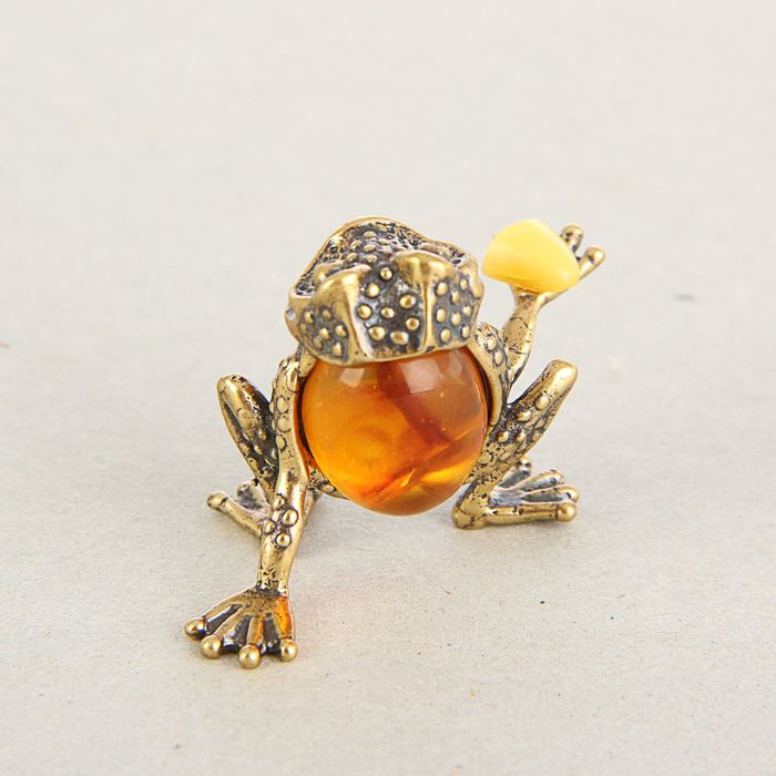 Сувенир "Лягушка с подарком"