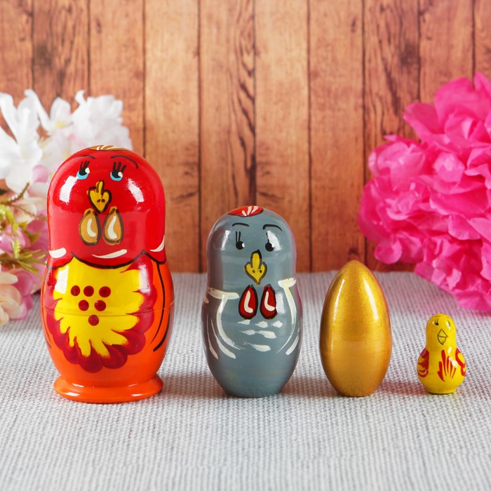 Матрёшка "Курочка и золотое яйцо", 4 в 1
