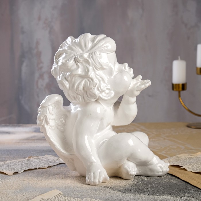 Статуэтка "Ангел сидит" белая