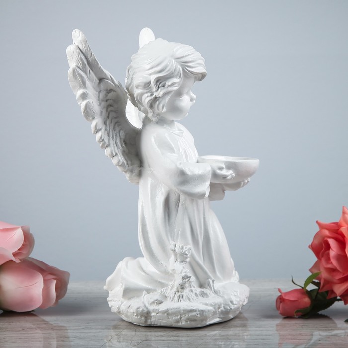 Статуэтка "Ангел с пиалой" белая