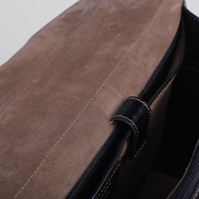 Портфель мужской, 1 отдел, 3 наружных кармана, длинный ремень, цвет коричневый