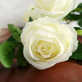 Цветы искусственные "Роза" три бутона, 8*80 см, белая от Сима-ленд