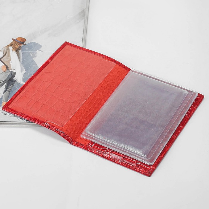 Обложка для автодокументов, крокодил, цвет красный