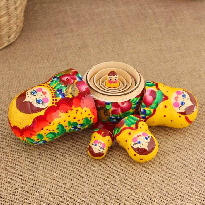 Матрёшка «Цветочная», жёлто-красный платок, 5 кукольная, 15 см, люкс