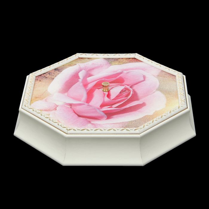 Шкатулка "Цветок" белая