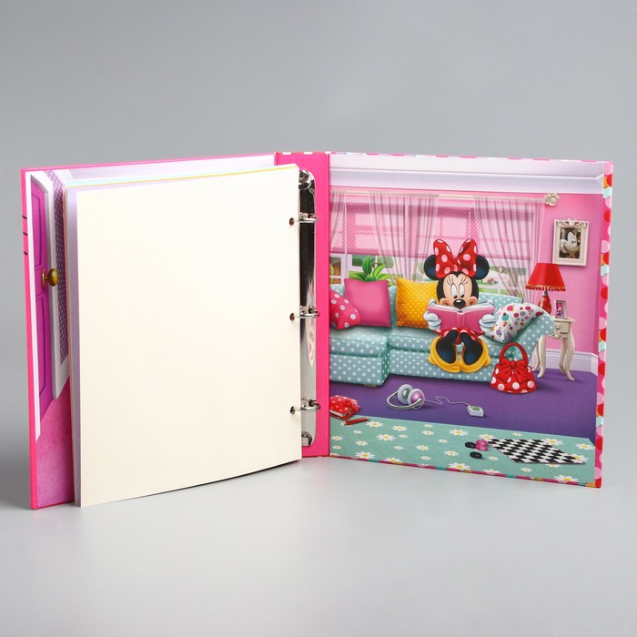 Фотокнига в твёрдой обложке на металлических кольцах с наклейками "Самая классная", Минни Маус