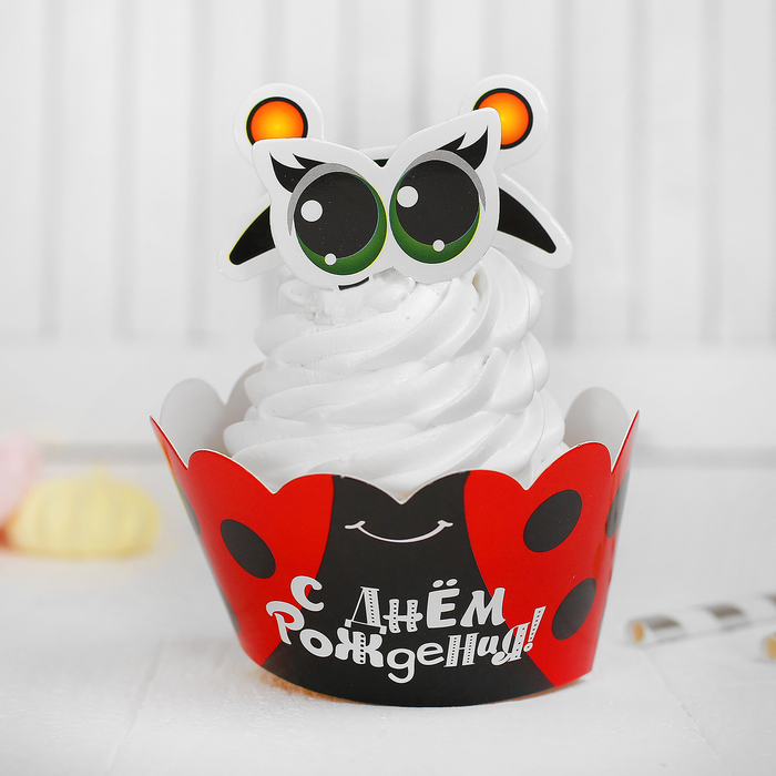 Украшение для кексов "Божья коровка", набор: 6 корзиночек, картонные элементы