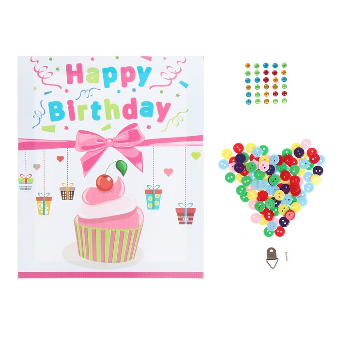 Аппликация на холсте пуговицами и стразами "С днем рождения"