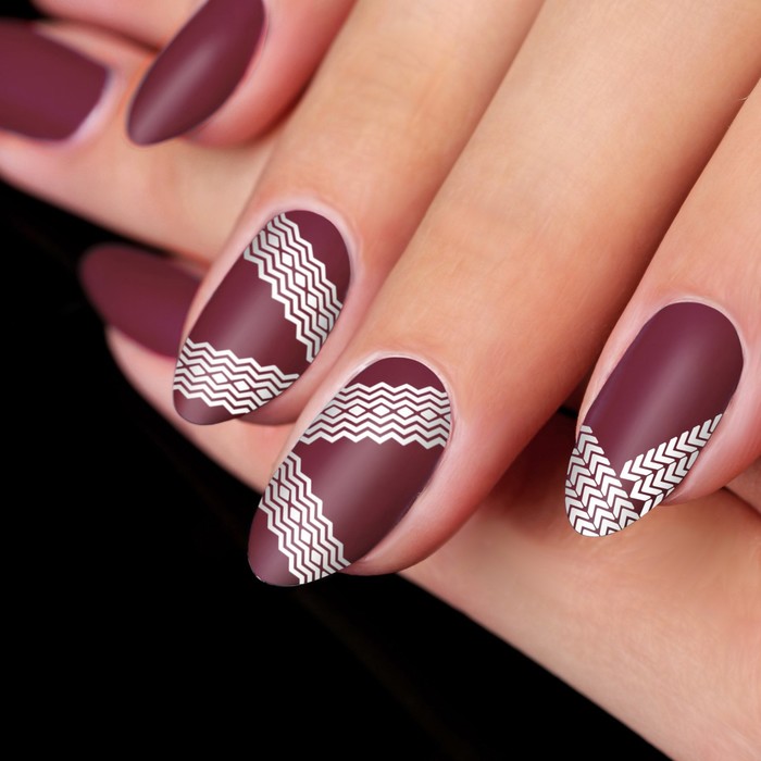 Трафареты для ногтей "Зигзаг", 12шт