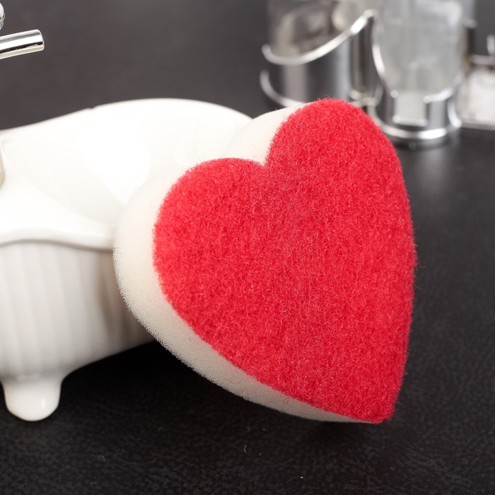 Губка для мытья посуды со скрабером "Сердце"