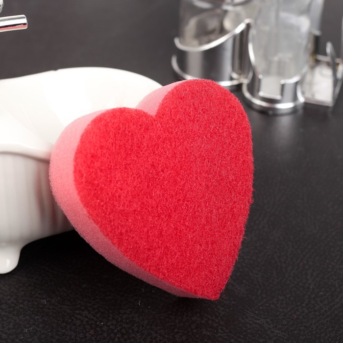 Губка для мытья посуды со скрабером "Сердце"