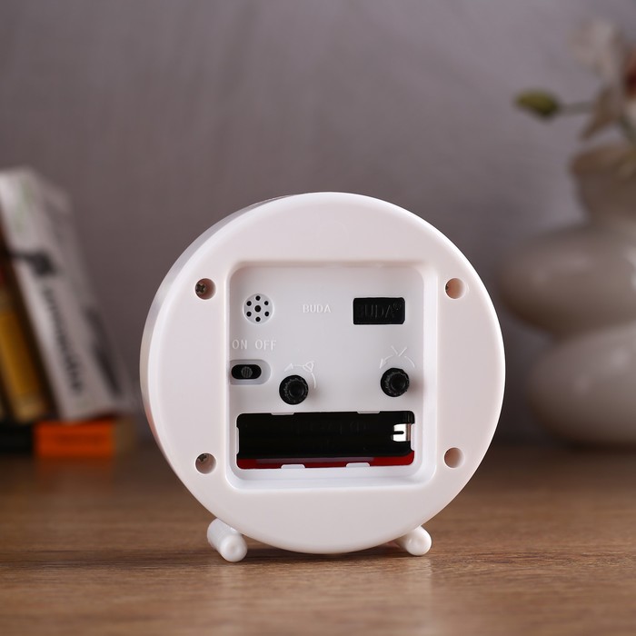 Будильник круг на ножках, кант красный, Розы на циферблате, стрелки светятся d=10см