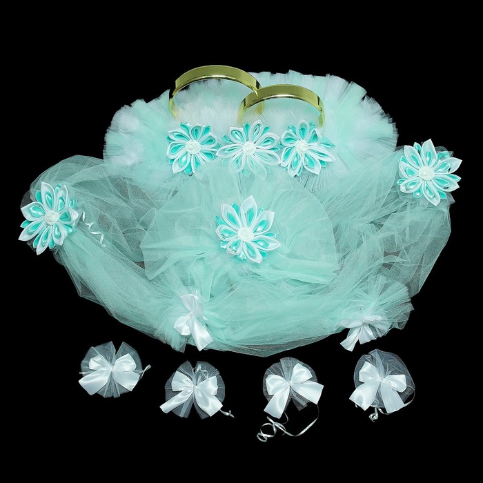 Набор для украшения автомобиля «Канзаши»: кольца на крышу, бант на радиатор, 4 бантика на ручки, 2 ленты на капот, мятно-белый