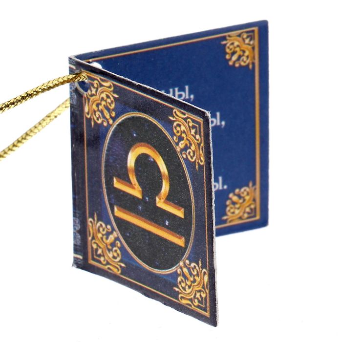 Фигурка "Весы"